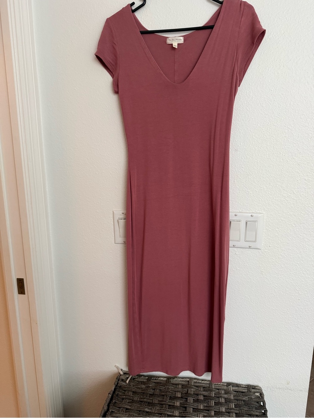 See You Monday Dusty Rose V-Neck Maxi Dress